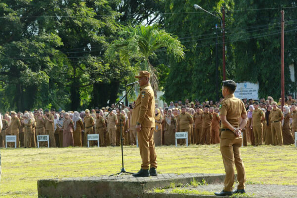 Apel Perdana dan Halal Bihalal Bersama Seluruh ASN, Bupati Luwu : Mari Bersatu, Tidak Ada Lagi Kelompok-kelompok di OPD